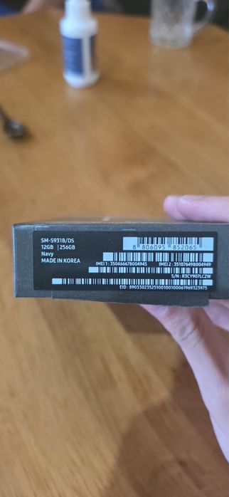 Vând Samsung Galaxy S25 256GB / 12GB RAM Navy – Impecabil 100%