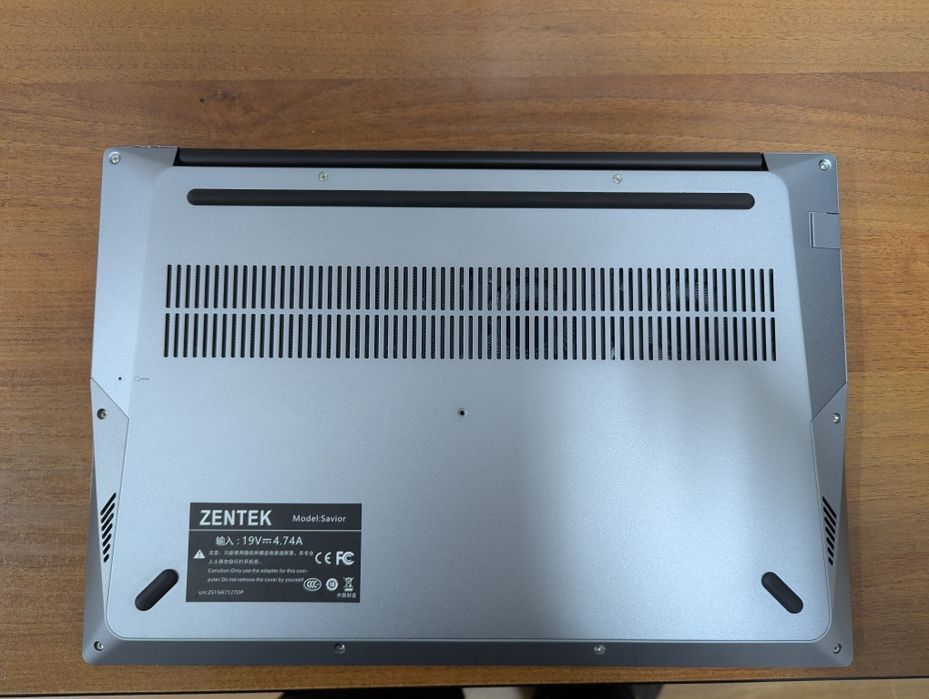 Продам ноутбук Zentek Savior 20/512