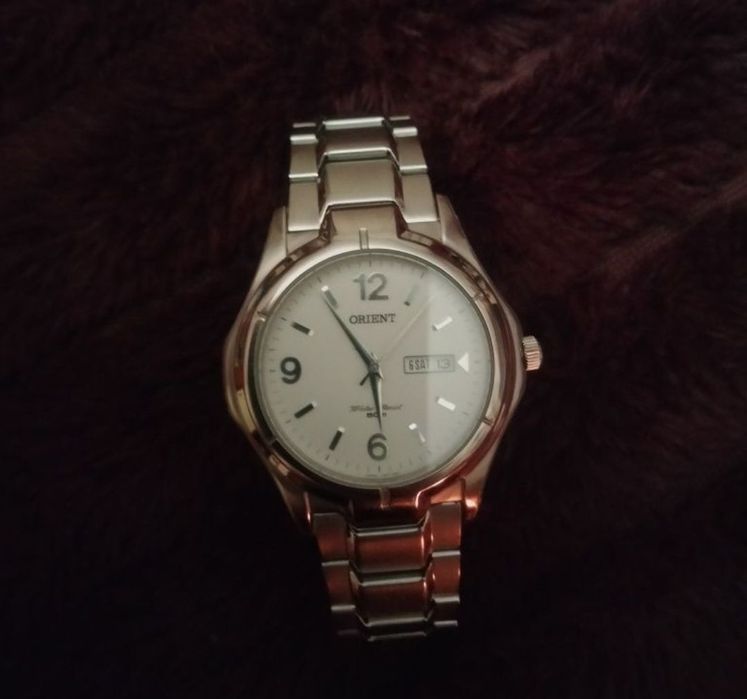 Часовник ORIENT quartz