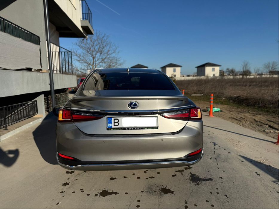 LEXUS ES 2020 — imagine 4