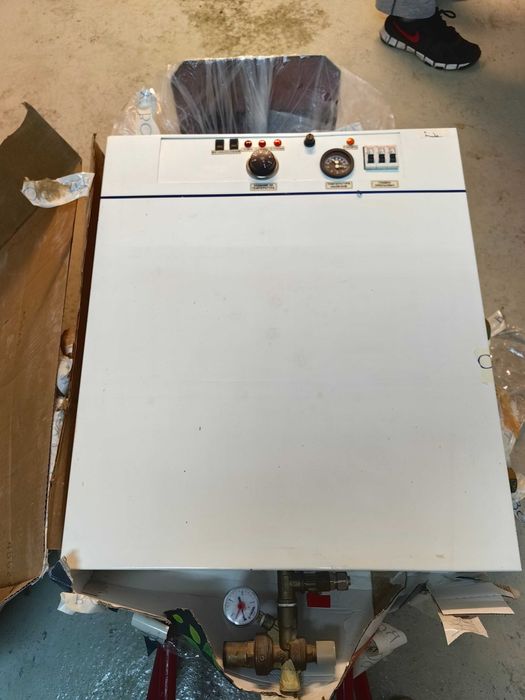 Електрически котел 9KW,в перфектно състояние
