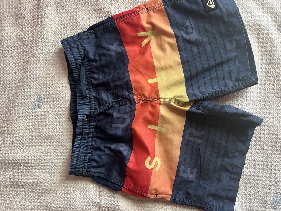 Детски бански quick silver ! 2 броя.