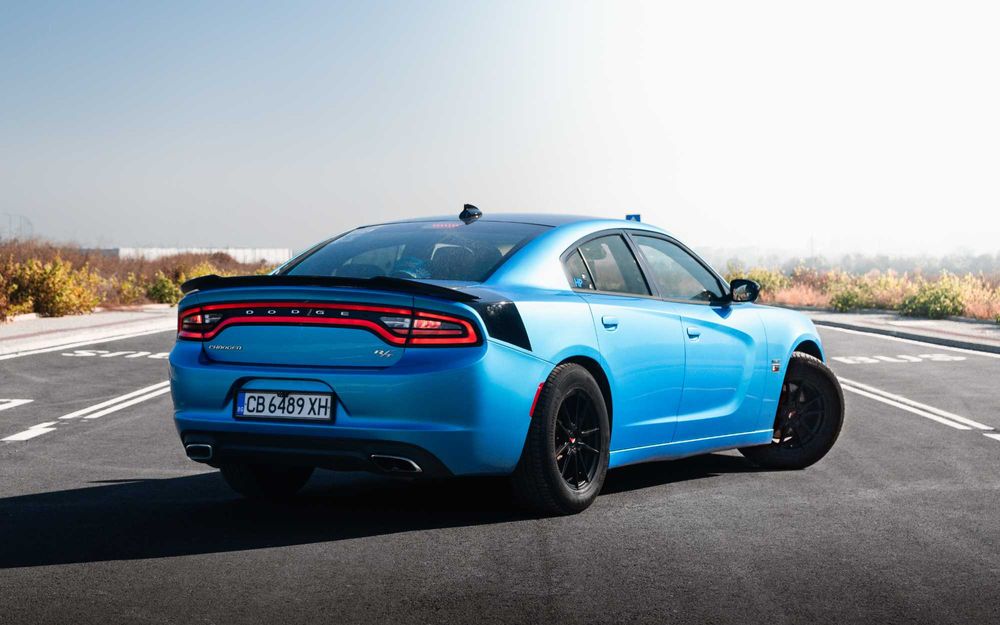 Dodge Charger под наем с шофьор