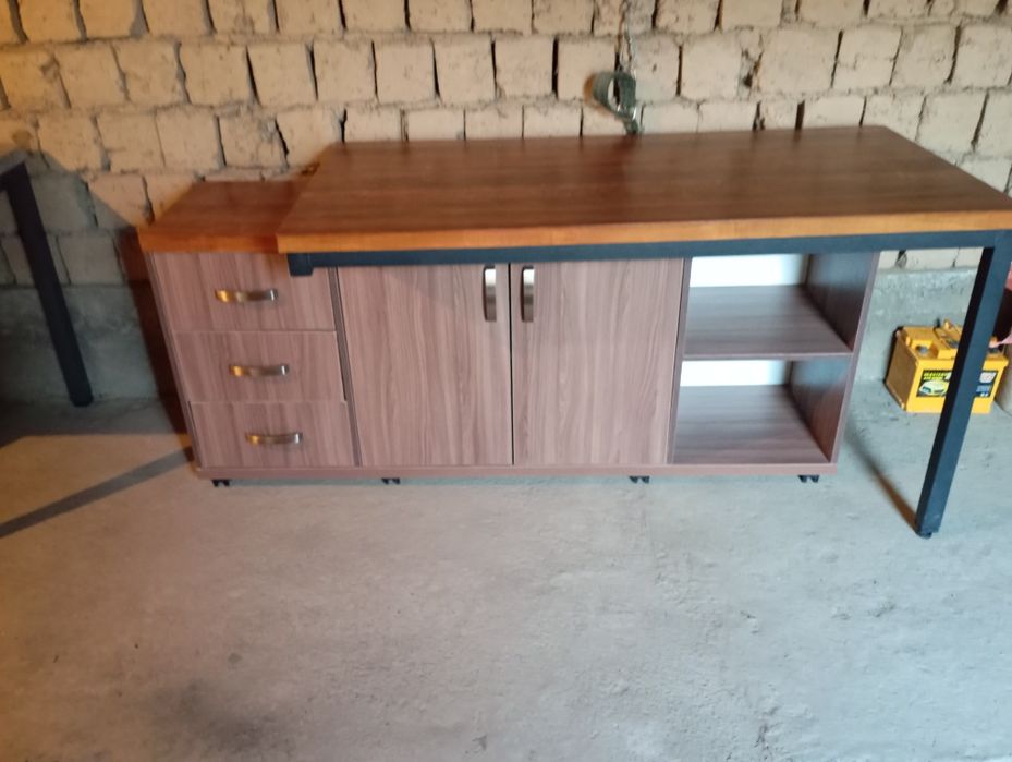 Офисные стулья новые