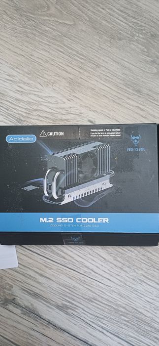 Radiator M.2 SSD cu ventilator pentru NVMe/SATA
