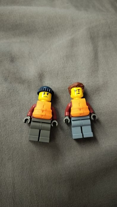 Обмен фигурок Lego