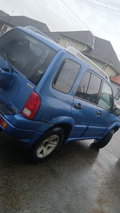 Vând Suzuki grande vitara 4500 de euro