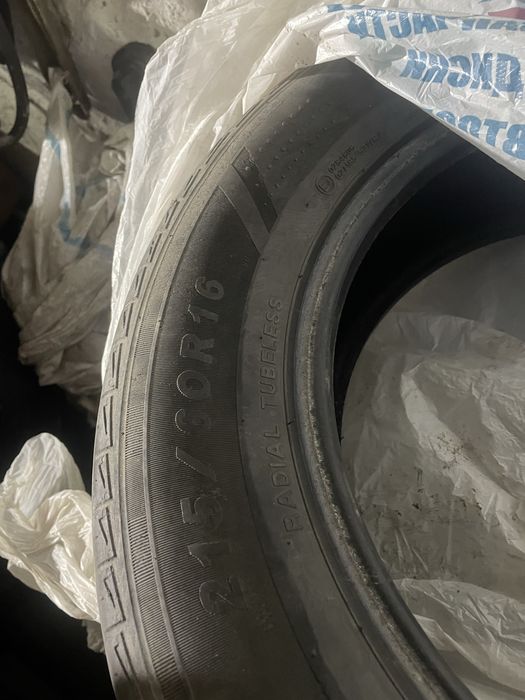 Продам резину лета 215/60/16