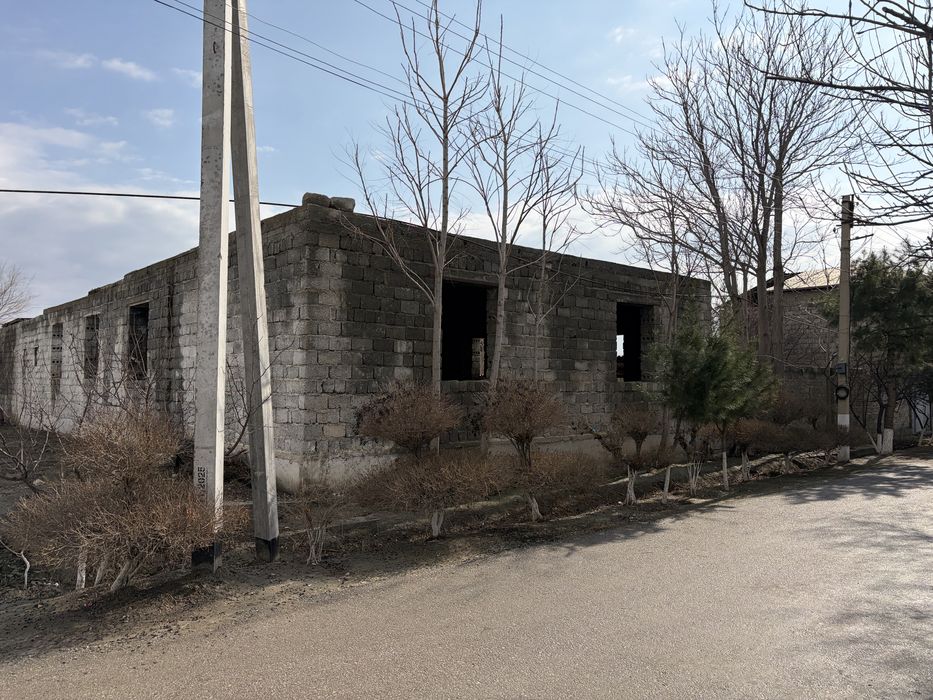 Продаётся участок. Кармана тумани Дехкон кучасида 5 сотих ер сотилади