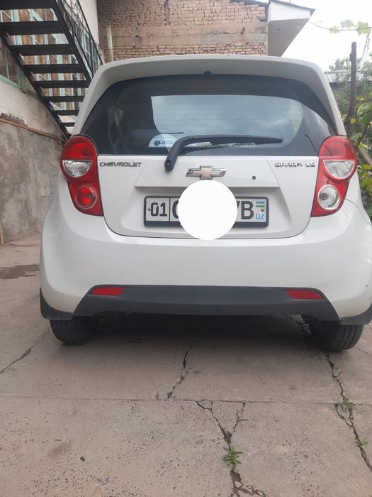 Spark 2014 rangi oq 2 pozitsya