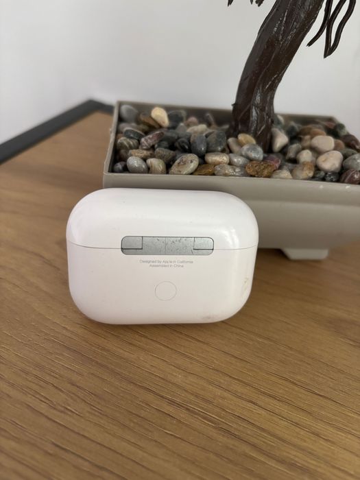 Apple AirPods Pro 2