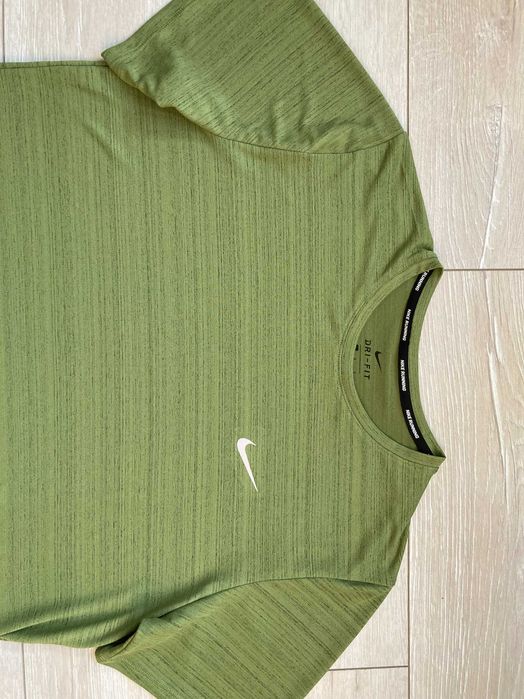 Найк Nike Dri Fit  Miler мъжка тениска размер L
