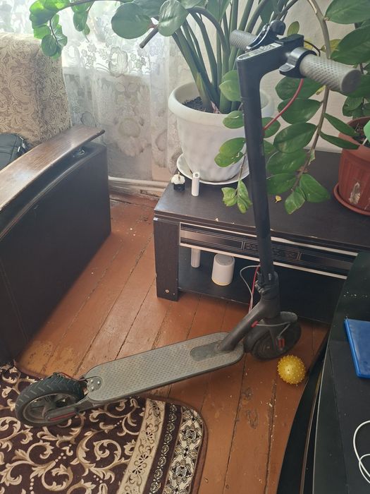 Продам электро самокат