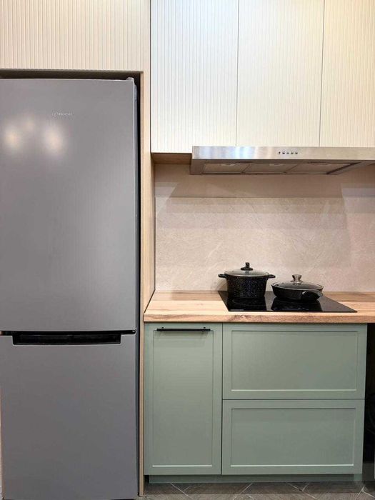 Продается двухкомнатная квартира 100 кв в ипотеку