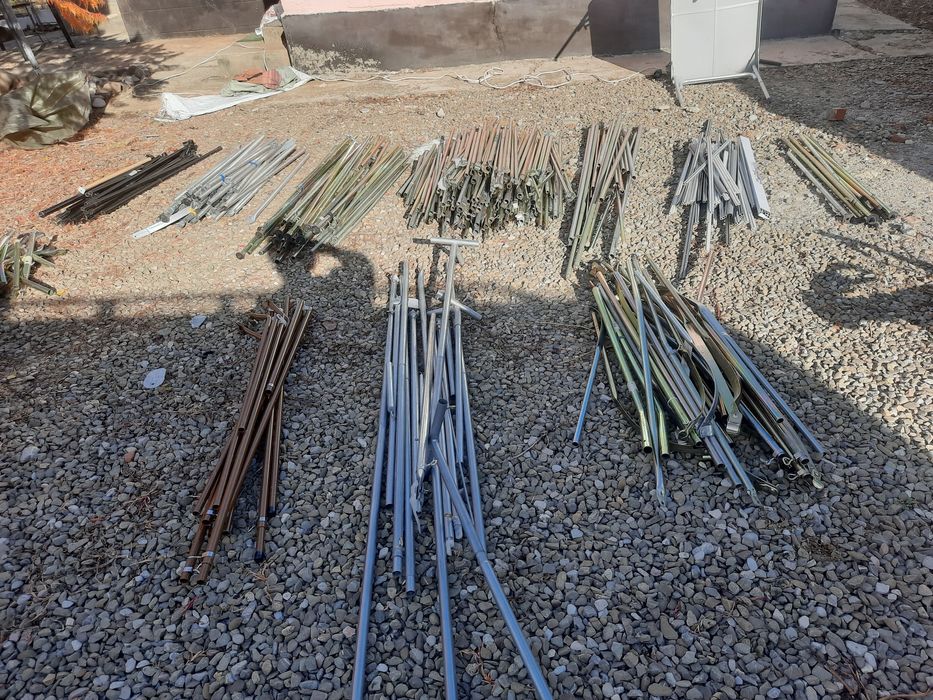 Vând bete cort pentru rulotă