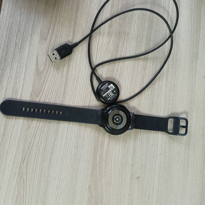 Смарт часы SAMSUNG Galaxy Watch Active 2