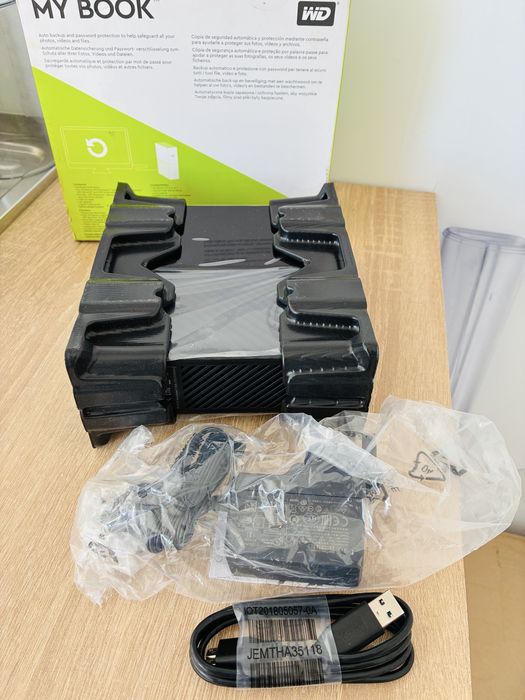 HDD extern WD My Book 8TB – NOU, nefolosit, cabluri sigilate