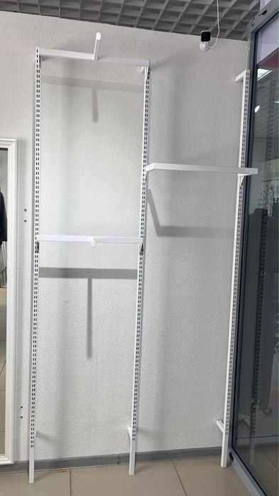 Продам навесные рейлы для одежды