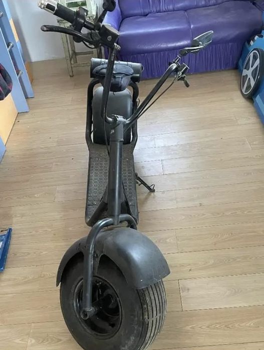 Schimb scooter electric cu telefon