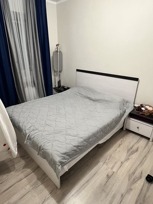 Срочно продам спальный гарнитур