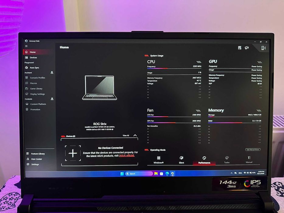 ASUS Rog Gtx1660ti i7-9750H 17" 144Hz IPS