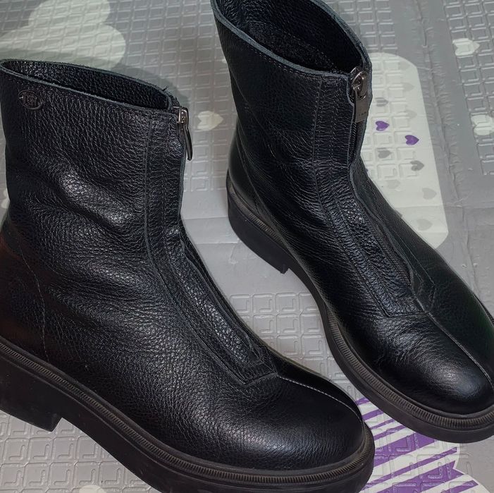 Женская кожаная обувь