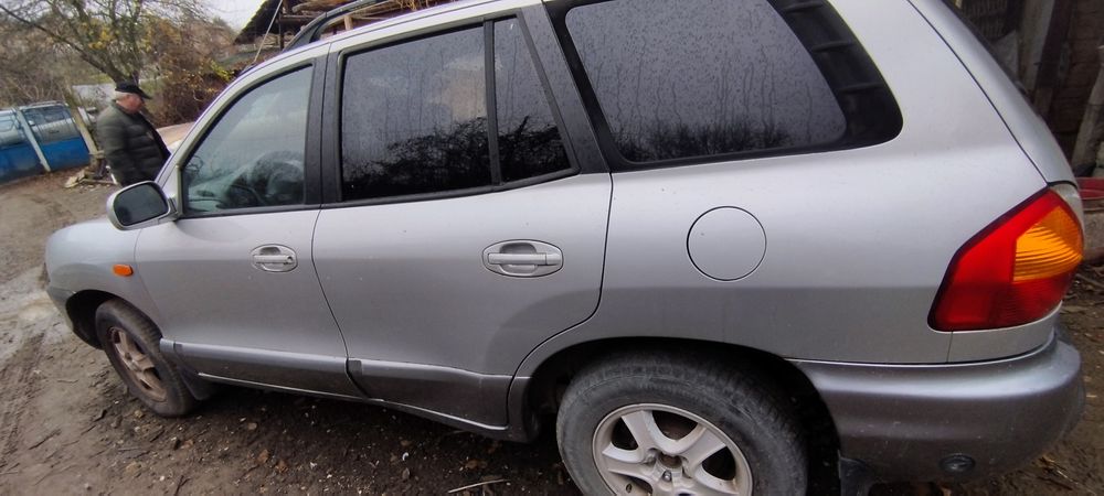 Хюндай Санта фе на части