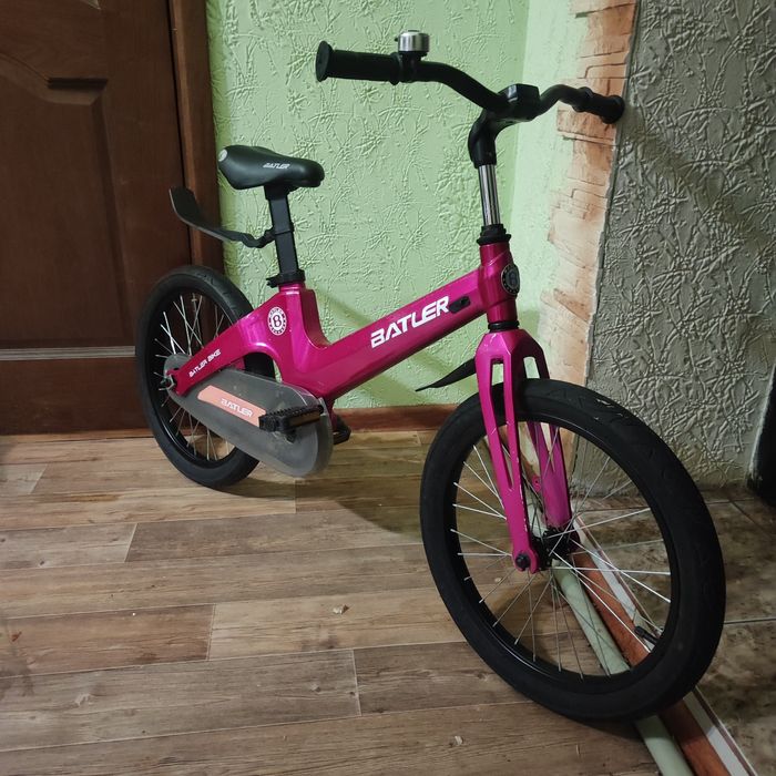 Велосипед велик для девочки размер колес 20.