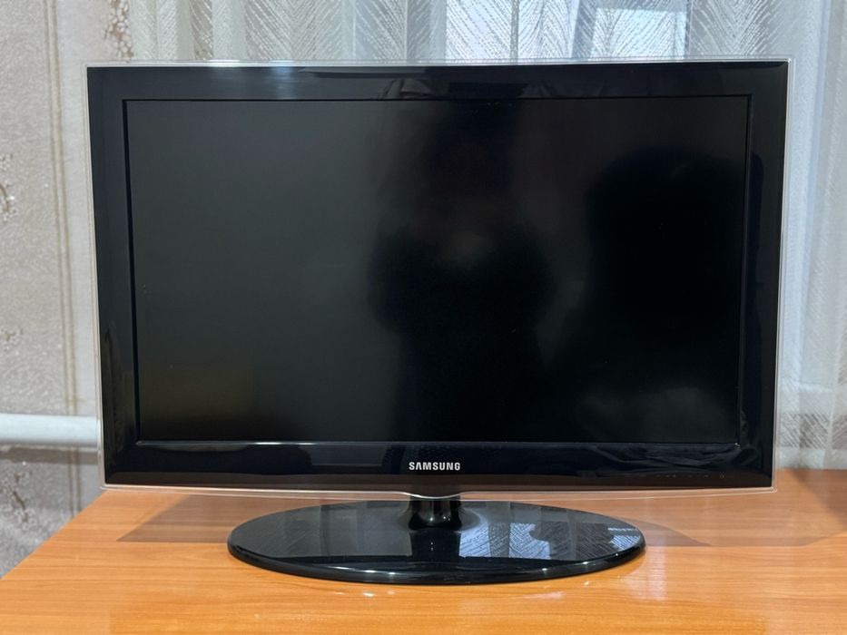Телевизоры Samsung и Yasin