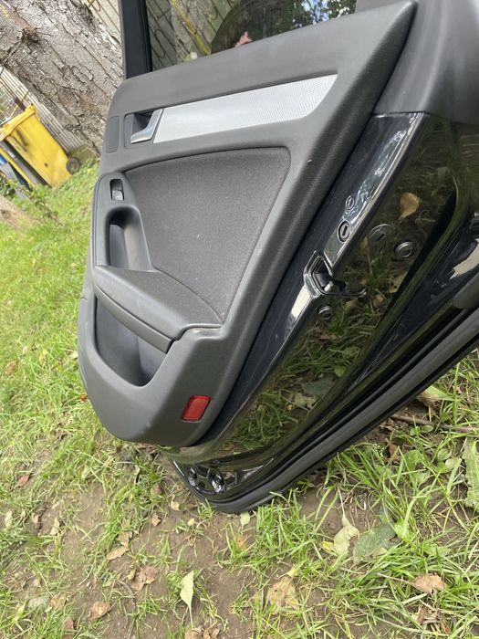 Portiera Audi A4-b8-b8,5-Dreapta spate LZ9Y