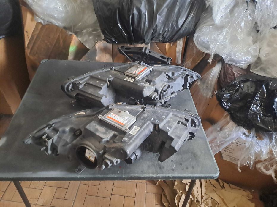 Far stanga dreapta faruri Jaguar Xf Facelift cu xenon lupa Bi-xenon