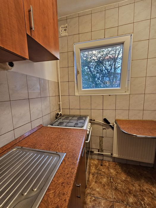 Garsoniera de inchiriat