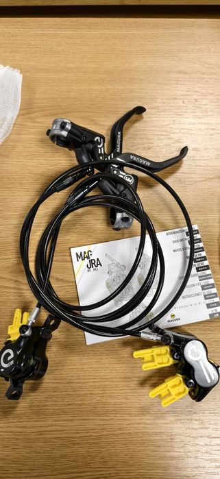 Комплект спирачки Magura MT 5 E Stop (L.850mm/1850mm) 4/2  бутални