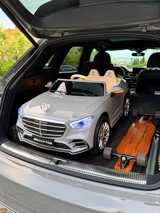 Детский электромобиль Mercedes benz . Полный привод.6 мотор Новое в ко