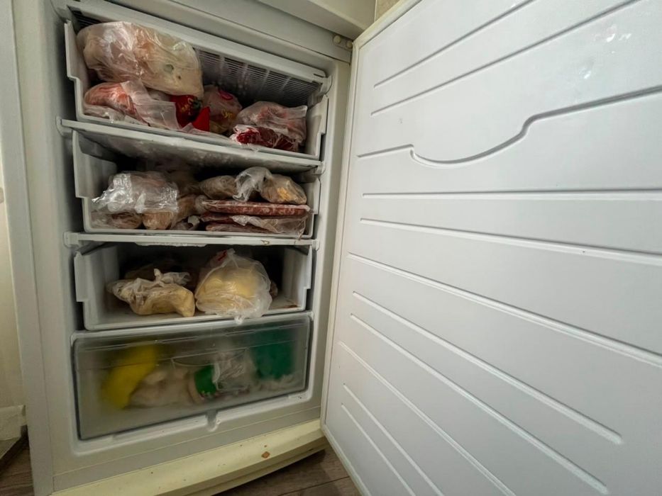 Продам холодильник Атлант