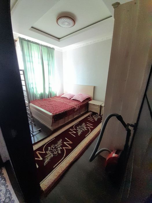 Frunzida Uy tayyor remontli hamma sharoitga ega ijaraga beriladi