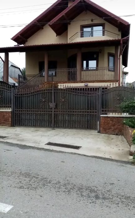 vand casa in ghindaoani