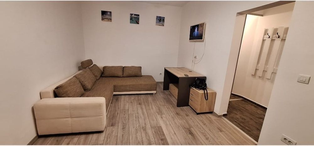 Garsoniera de închiriat