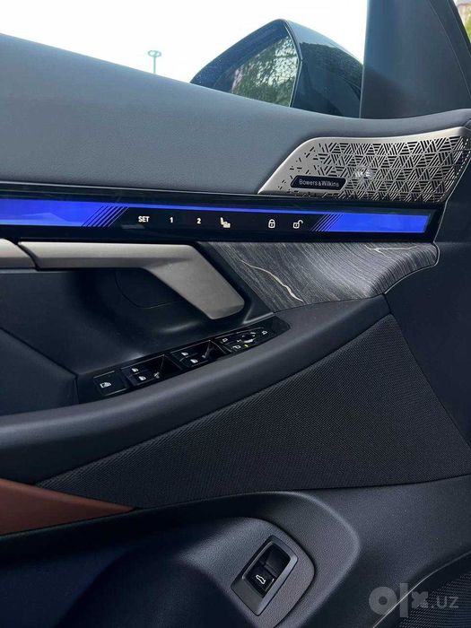BMW I5 50L Автомобиль в наличии.