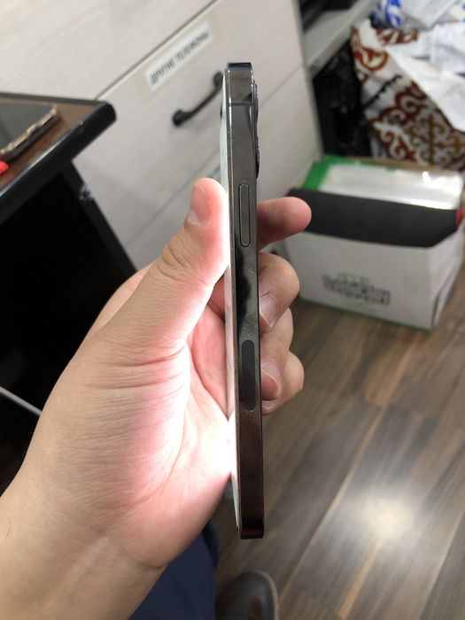 Iphone 12 pro с гарантией