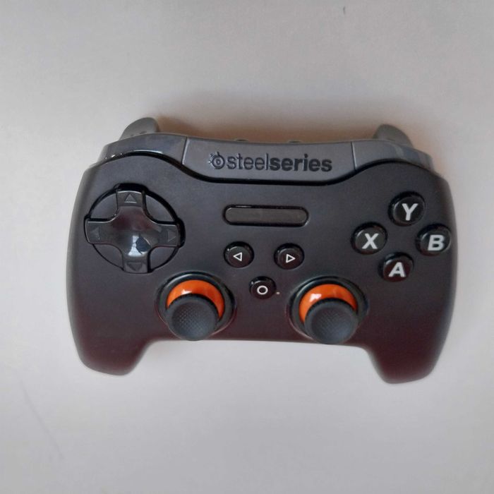 НАЙ ДОБРАТА ОФЕРТА SteelSeries XL Windows Android BLUETOOTH Controller