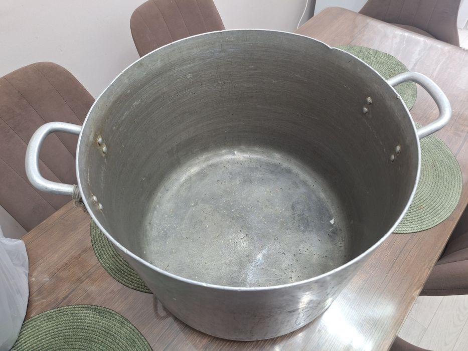 Алюминиевая кастрюля советская