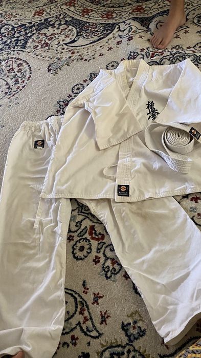 Продам каратэ одежды