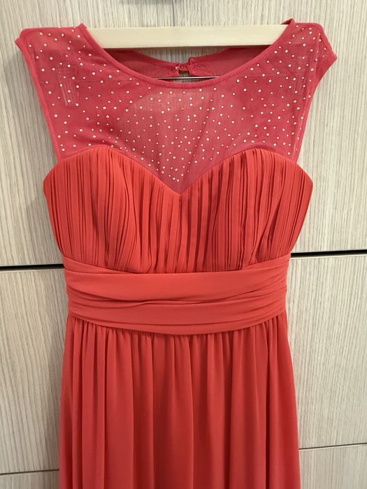 Rochie eleganta cu pietre