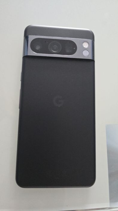 Vând Pixel 8 pro 128 GB in stare execelenta
