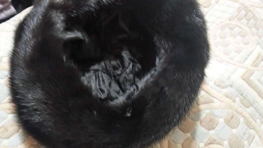 Продам шапку норковую