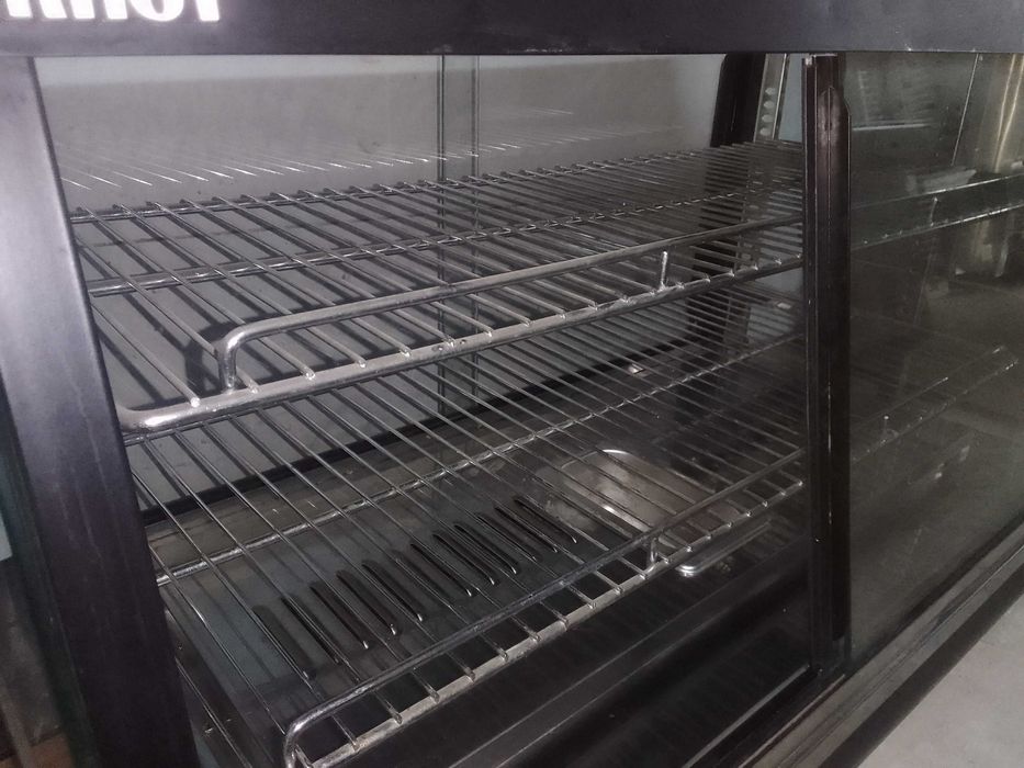 Витрина тепловая , оборудование