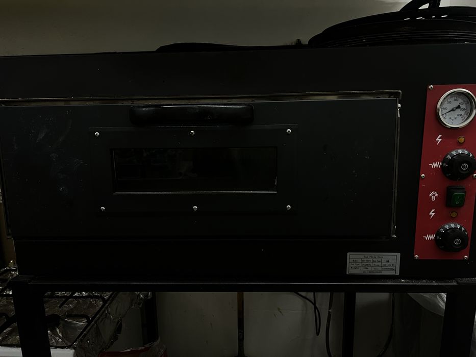 Продам гозовую пицца печь