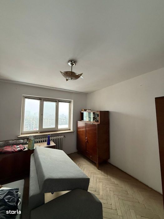 Apartament 3 decomandate Calea București Institut 7/10 71 mp