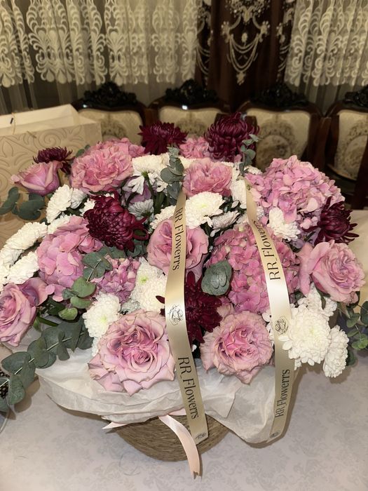 Роскошный букет цветов